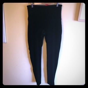 Flawless barely worn Spanx velvet leggings